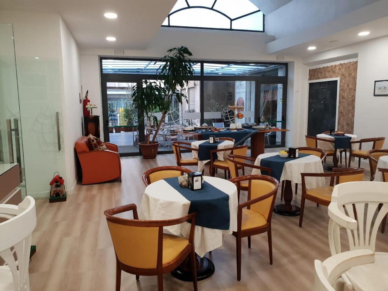Hotel Elite Palermo Centro Exteriör bild